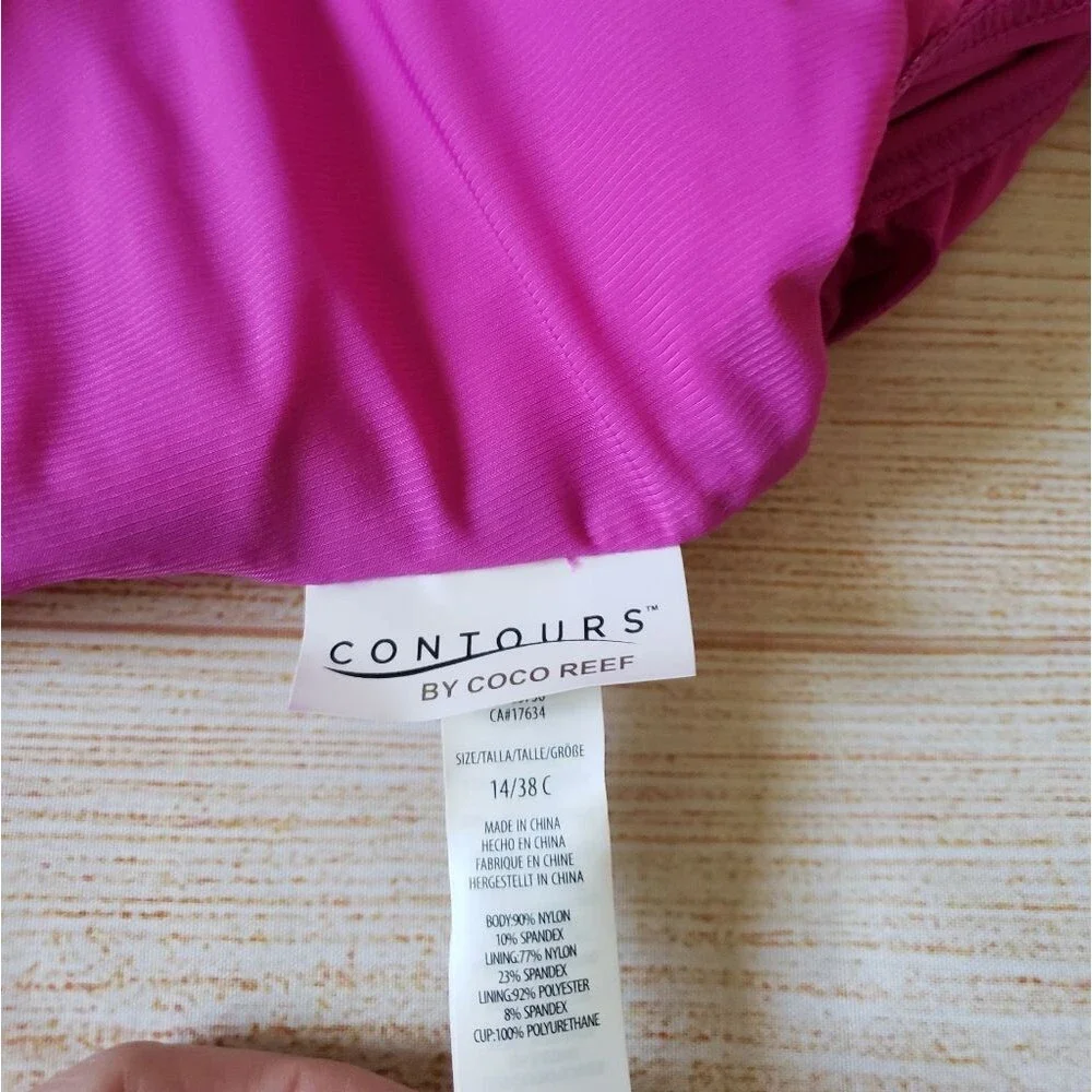 Coco Reef Contours Solitaire V-neck Bra Sized One-Piece Swimsuit in Orchid - Picture 10 of 16